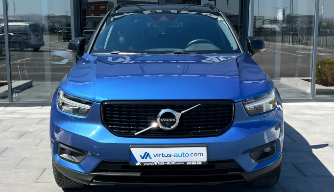 Volvo XC40  - 2019