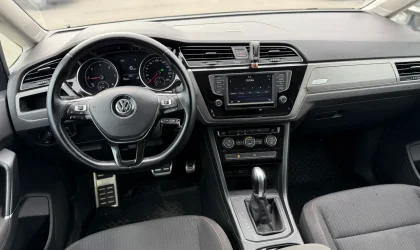 Volkswagen Touran  - 2017