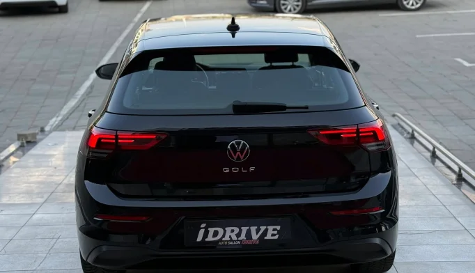 Volkswagen Golf 8  - 2022