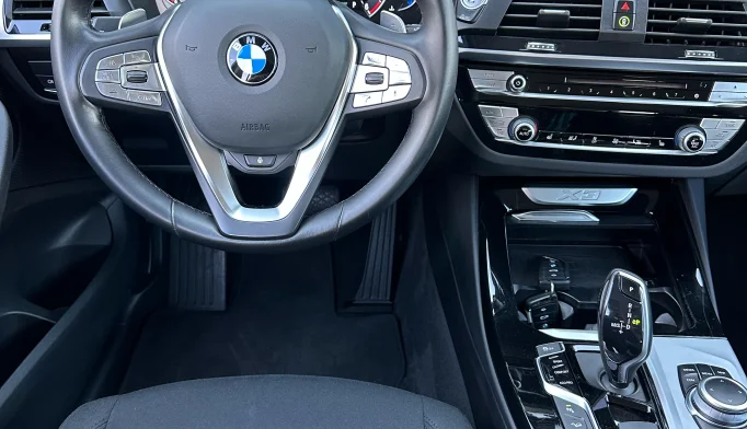 BMW X3  - 2019