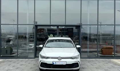Volkswagen Golf 8  - 2021