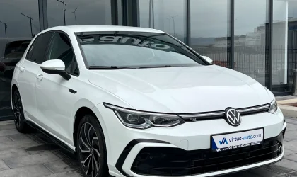 Volkswagen Golf 8  - 2021