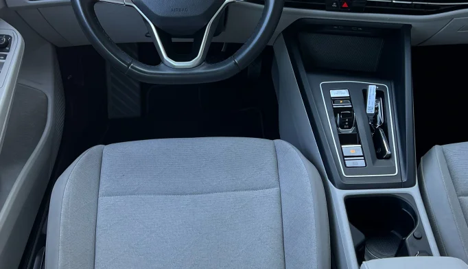 Volkswagen Golf 8  - 2021