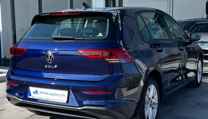 Volkswagen Golf 8  - 2021