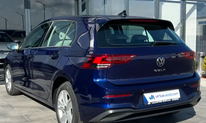 Volkswagen Golf 8  - 2021