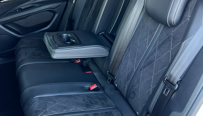 Peugeot 3008  - 2020