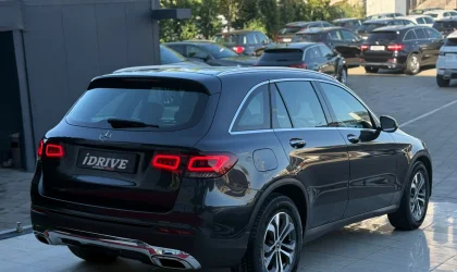 Mercedes-Benz GLC  - 2021