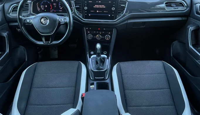 Volkswagen T-Roc  - 2020