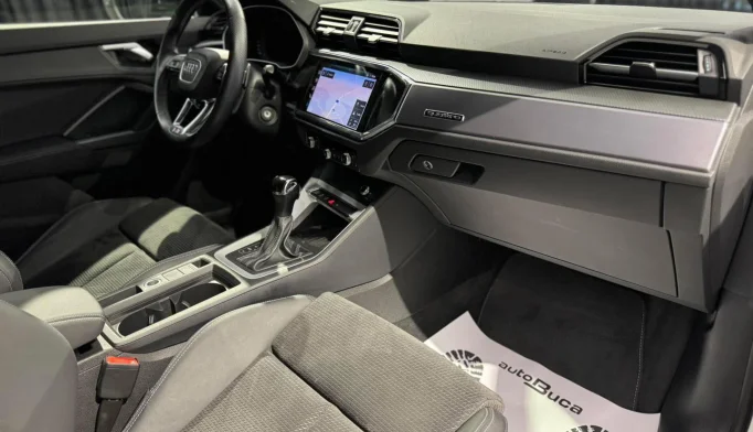 Audi Q3 Sportback  - 2020