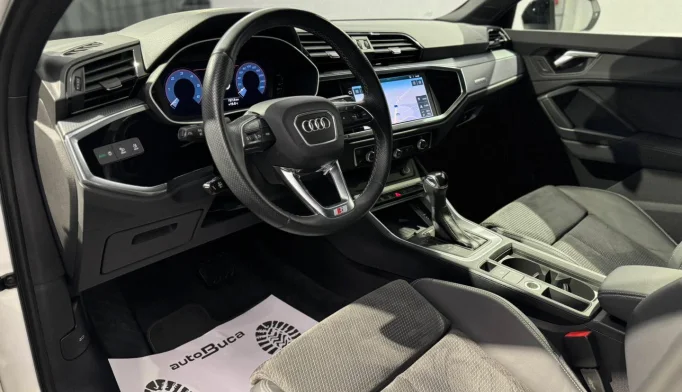 Audi Q3 Sportback  - 2020