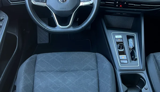 Volkswagen Golf 8  - 2022