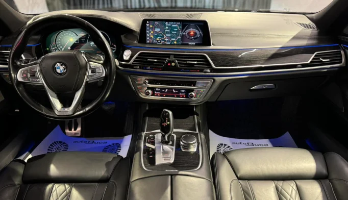 BMW 7 Series  - 2018