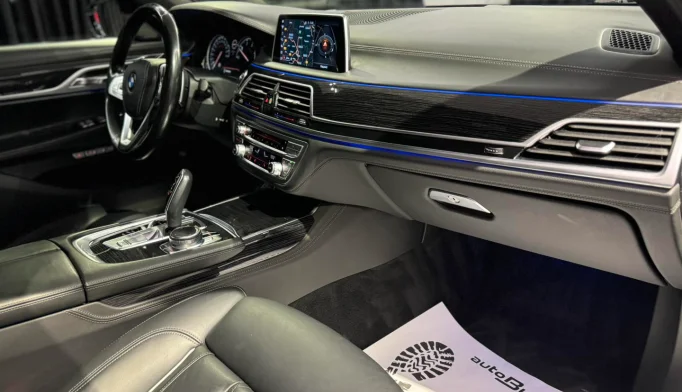 BMW 7 Series  - 2018