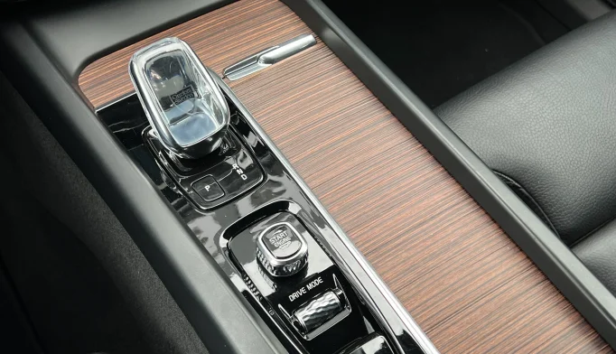 Volvo XC60  - 2020