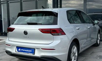 Volkswagen Golf 8  - 2020