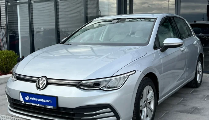 Volkswagen Golf 8  - 2020