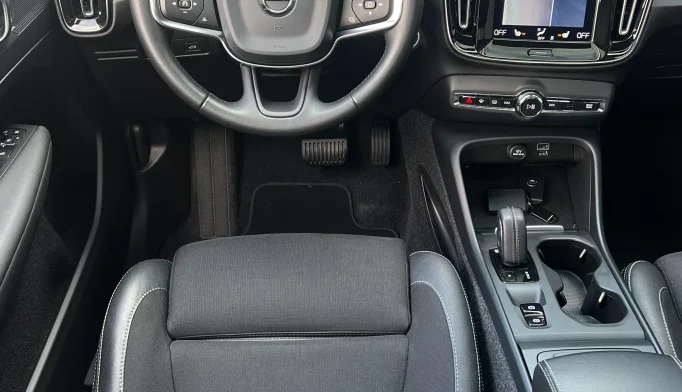 Volvo XC40  - 2019