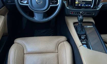 Volvo S90  - 2017