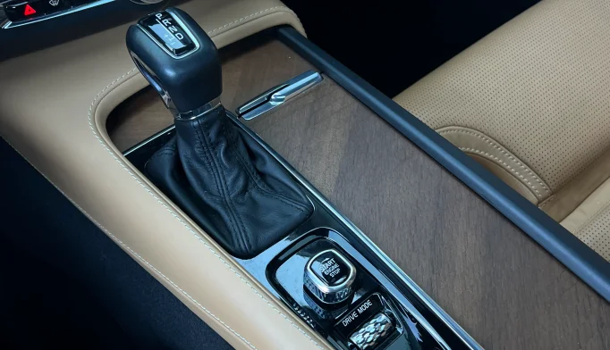 Volvo S90  - 2017