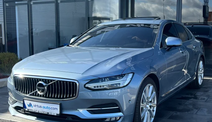 Volvo S90  - 2017