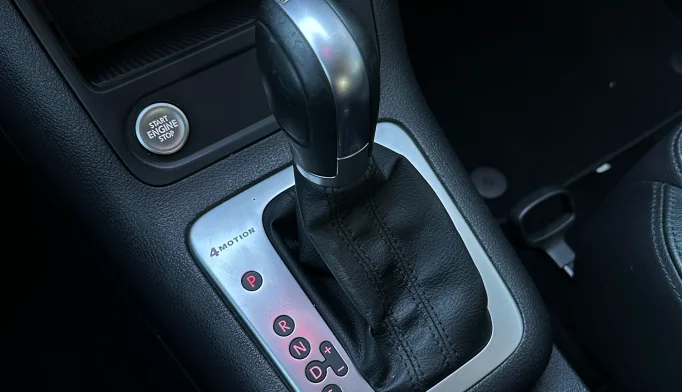 Volkswagen Tiguan  - 2015