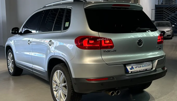 Volkswagen Tiguan  - 2016