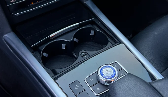 Mercedes-Benz E-Class  - 2016