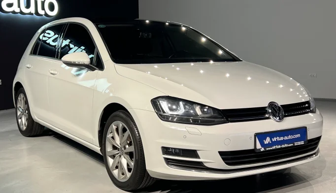 Volkswagen Golf  - 2015