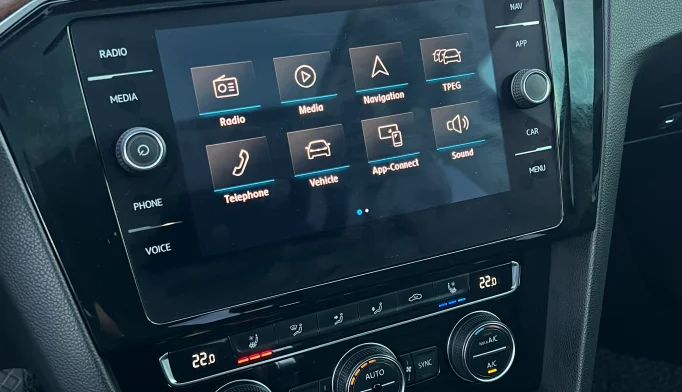 Volkswagen Passat  - 2018