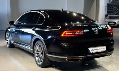 Volkswagen Passat  - 2018