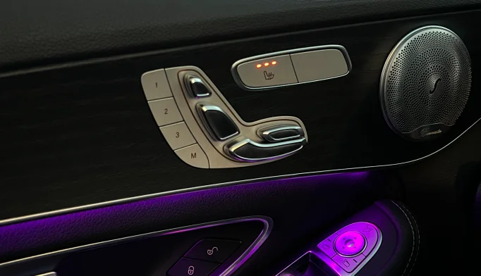 Mercedes-Benz C-Class  - 2019