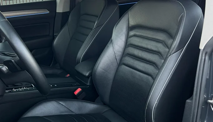 Volkswagen Arteon  - 2020