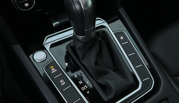 Volkswagen Arteon  - 2020