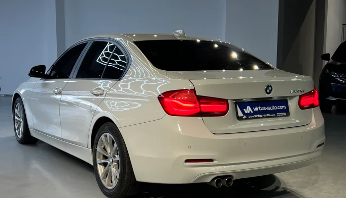 BMW 3 Series  - 2016