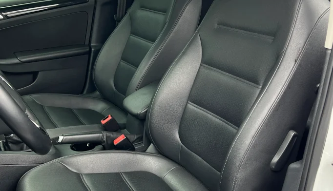 Volkswagen Jetta  - 2015