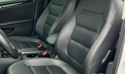 Volkswagen Jetta  - 2015