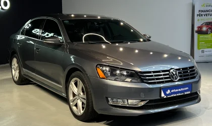 Volkswagen Passat  - 2015