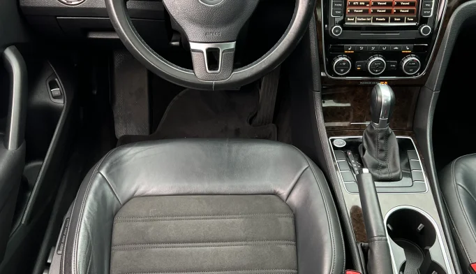 Volkswagen Passat  - 2015