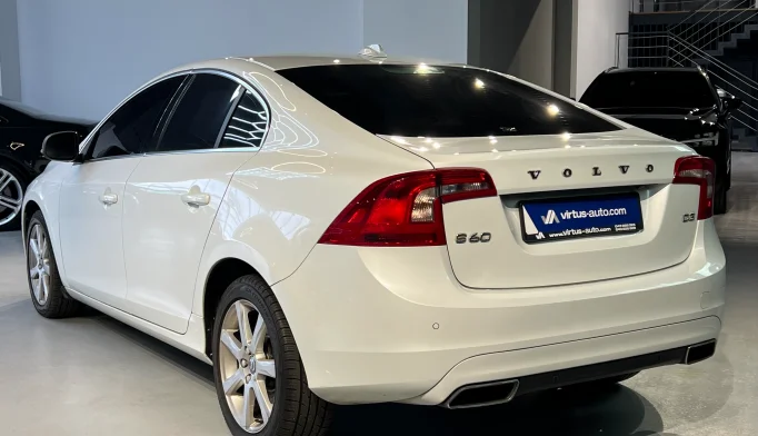 Volvo S60  - 2017