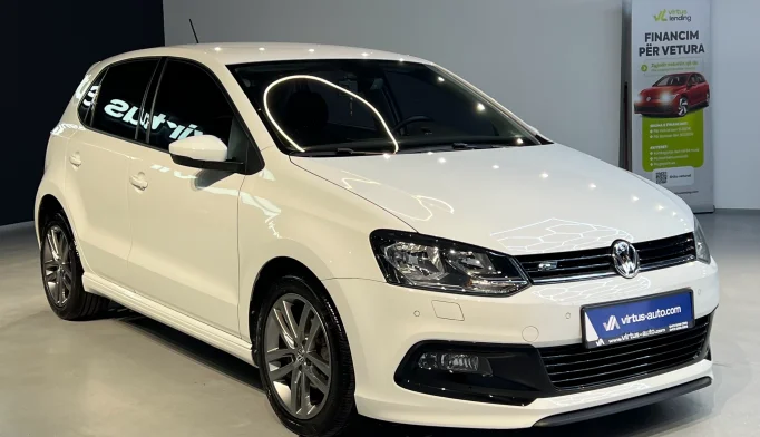 Volkswagen Polo  - 2015