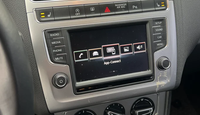 Volkswagen Polo  - 2015