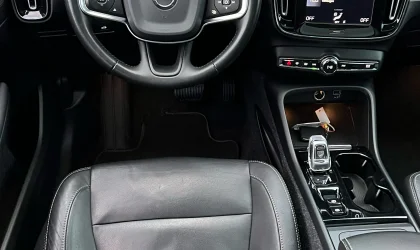 Volvo XC40  - 2020