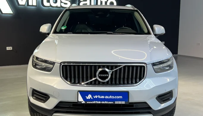Volvo XC40  - 2020