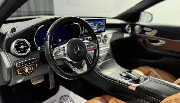 Mercedes-Benz C-Class  - 2018