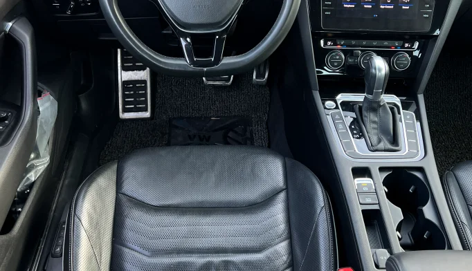 Volkswagen Arteon  - 2019