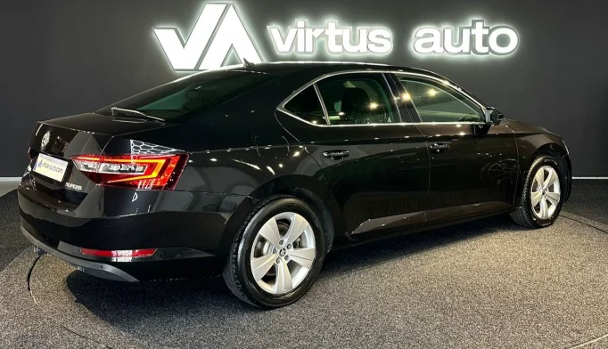 Skoda Superb  - 2019
