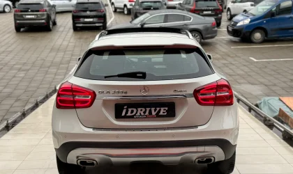 Mercedes-Benz GLA-Class  - 2016