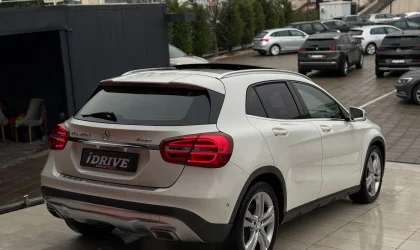 Mercedes-Benz GLA-Class  - 2016