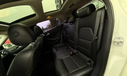 Mercedes-Benz GLA-Class  - 2016