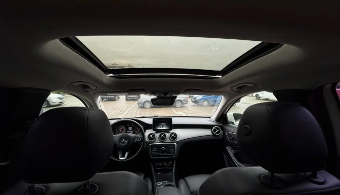 Mercedes-Benz GLA-Class  - 2016